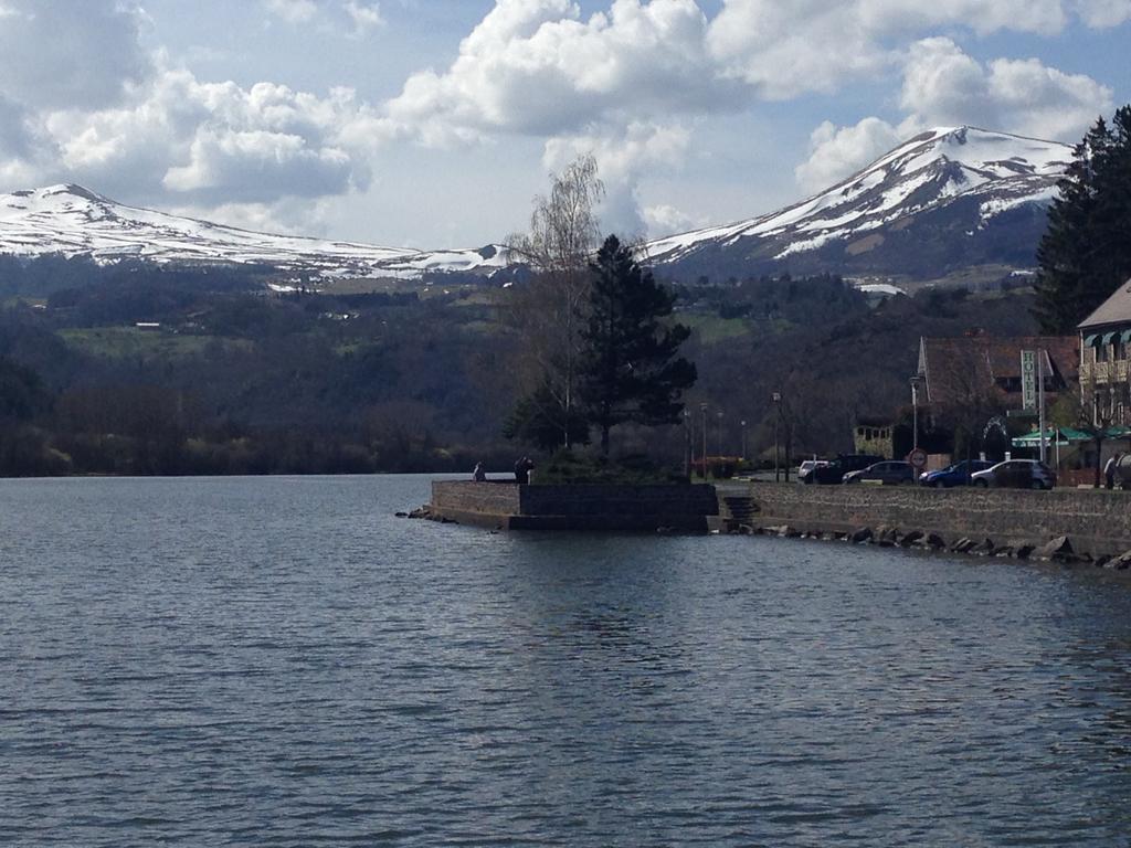 La Vue Sur Le Paradis Apartment Chambon-sur-Lac Exterior photo